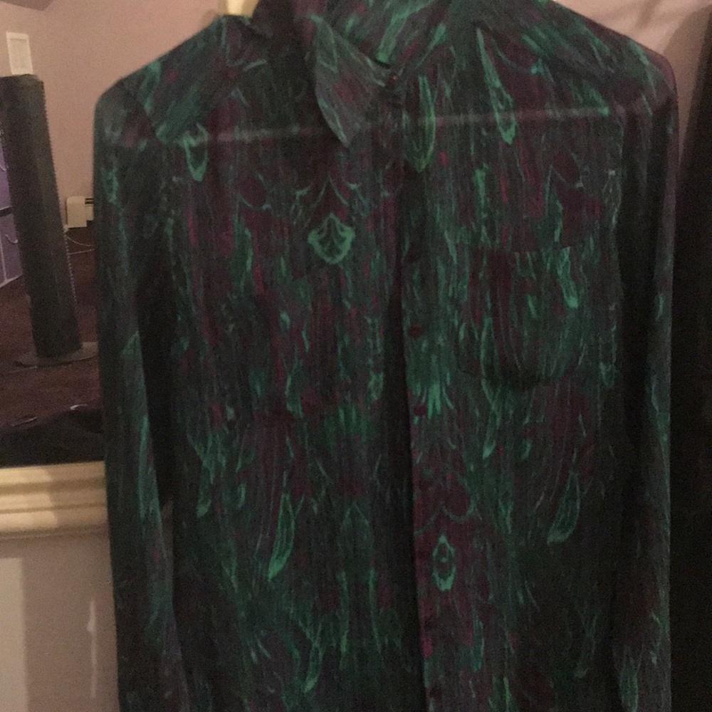 Guess button down shirt
